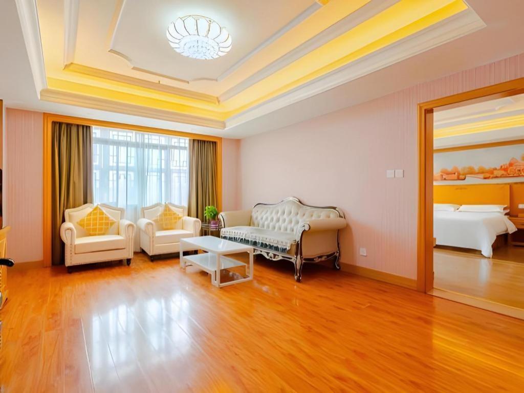 Vienna International Hotel Lhasa Potala Palace מראה חיצוני תמונה