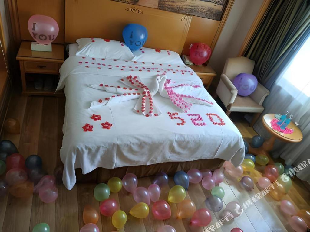 Vienna International Hotel Lhasa Potala Palace מראה חיצוני תמונה