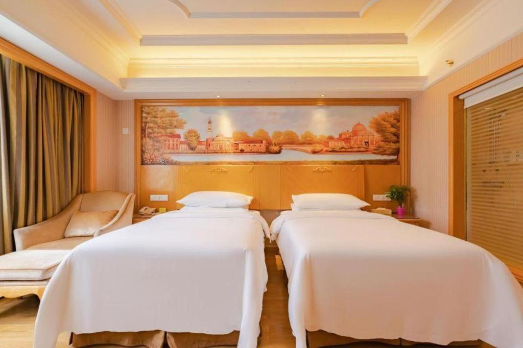 Vienna International Hotel Lhasa Potala Palace מראה חיצוני תמונה